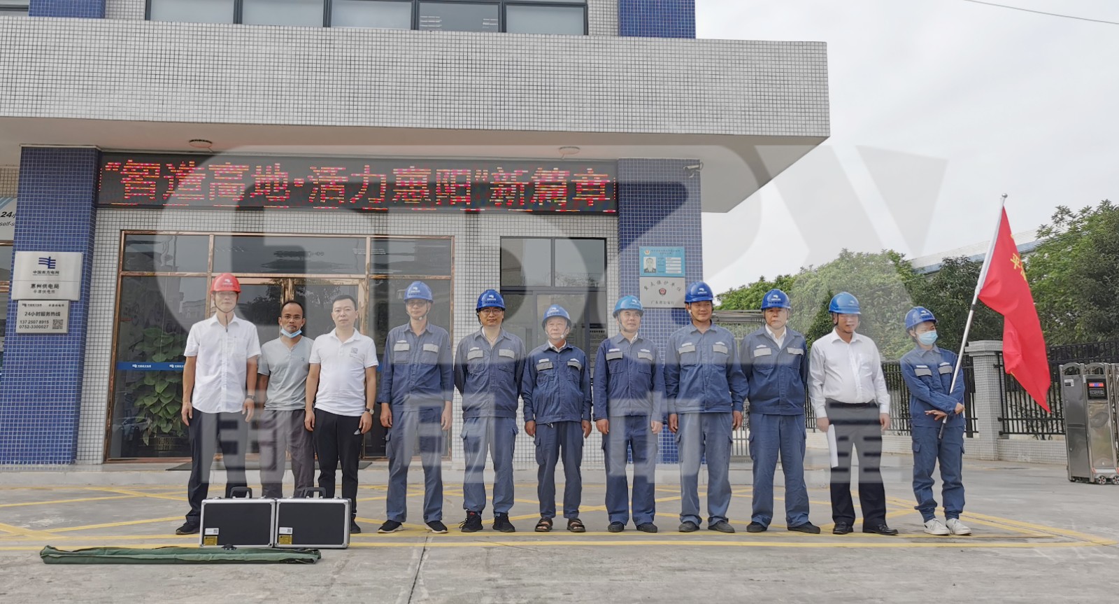 合影留念.jpg 合影留念.jpg